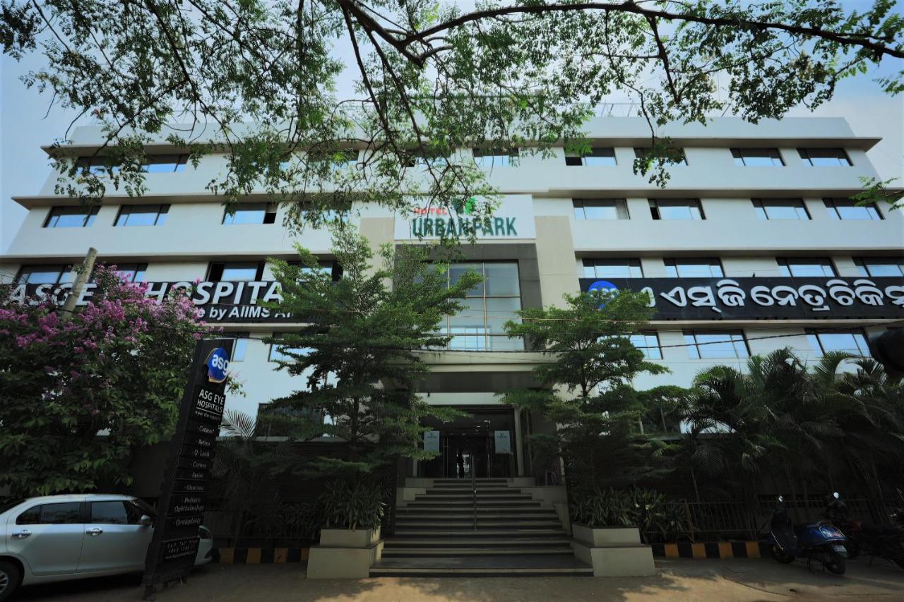 Crystal Urban Park Hotel Bhubaneswar Exterior foto